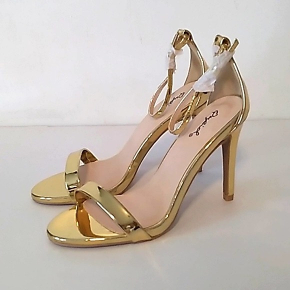 Qupid Strappy Gold Heels Size 6.5 - Picture 4 of 9
